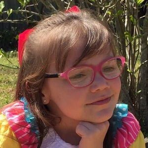 Meet your Posher, Candace